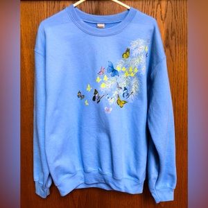 Women's Butterfly Sweatshirt Medium Light Blue Crewneck Cotton Gildan Spring